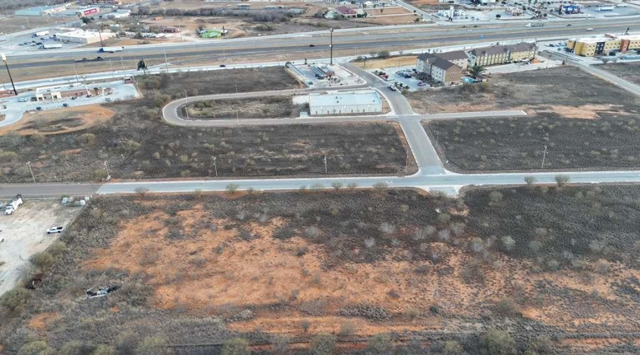 02 IH-35 Access Rd, Cotulla, Texas 78014, ,Land,For Sale,02 IH-35 Access Rd,20260560