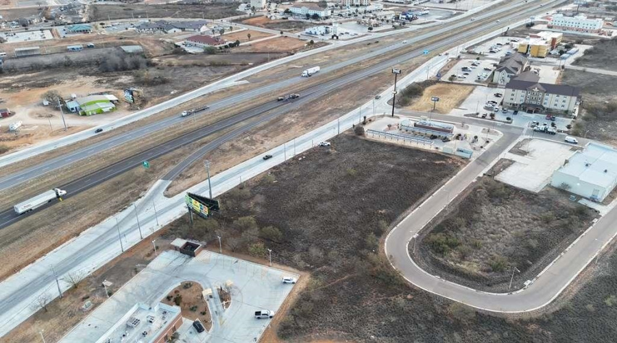 03 IH-35 Access Rd, Cotulla, Texas 78014, ,Land,For Sale,03 IH-35 Access Rd,20260561