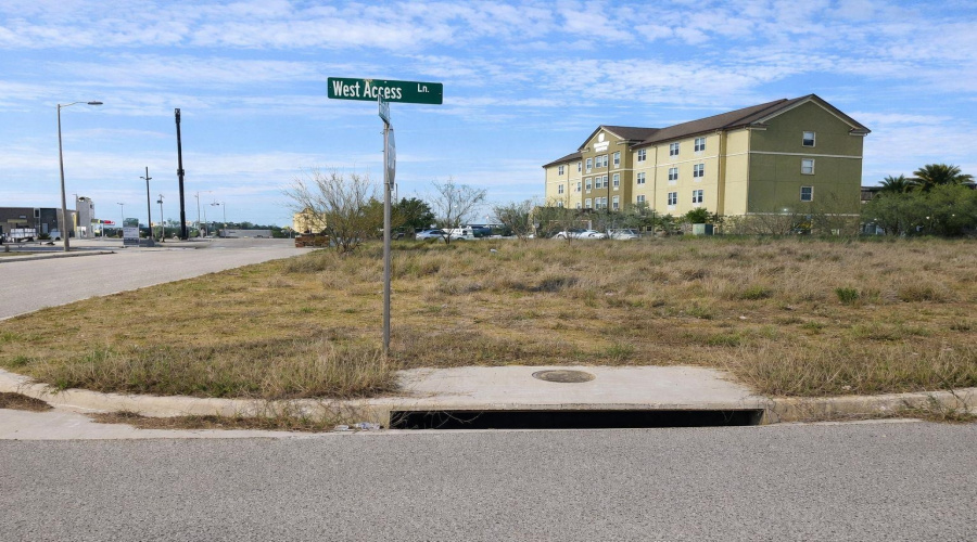 03 IH-35 Access Rd, Cotulla, Texas 78014, ,Land,For Sale,03 IH-35 Access Rd,20260561