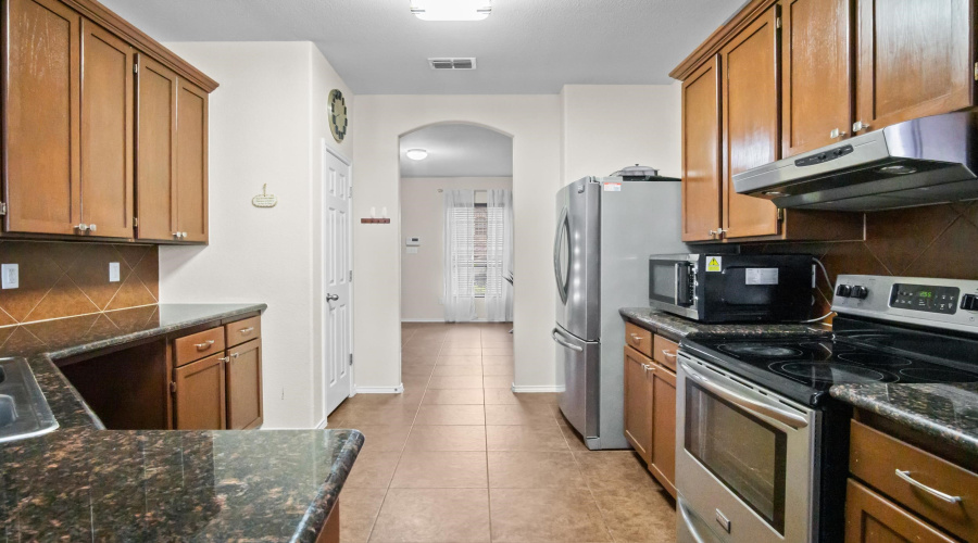 3204 Quintero St, Laredo, Texas 78045, 4 Bedrooms Bedrooms, 9 Rooms Rooms,2 BathroomsBathrooms,Residential,For Sale,3204 Quintero St,20260565