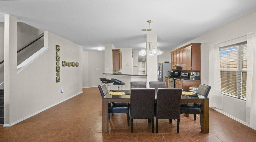 3204 Quintero St, Laredo, Texas 78045, 4 Bedrooms Bedrooms, 9 Rooms Rooms,2 BathroomsBathrooms,Residential,For Sale,3204 Quintero St,20260565