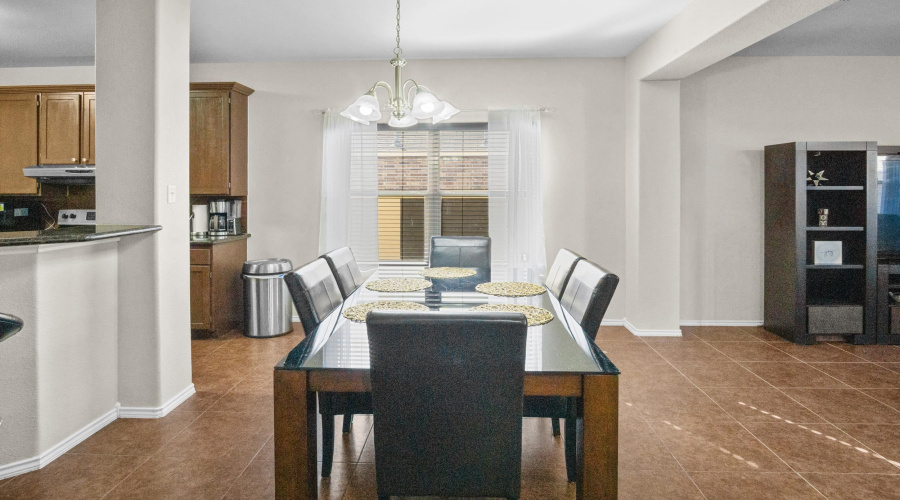 3204 Quintero St, Laredo, Texas 78045, 4 Bedrooms Bedrooms, 9 Rooms Rooms,2 BathroomsBathrooms,Residential,For Sale,3204 Quintero St,20260565