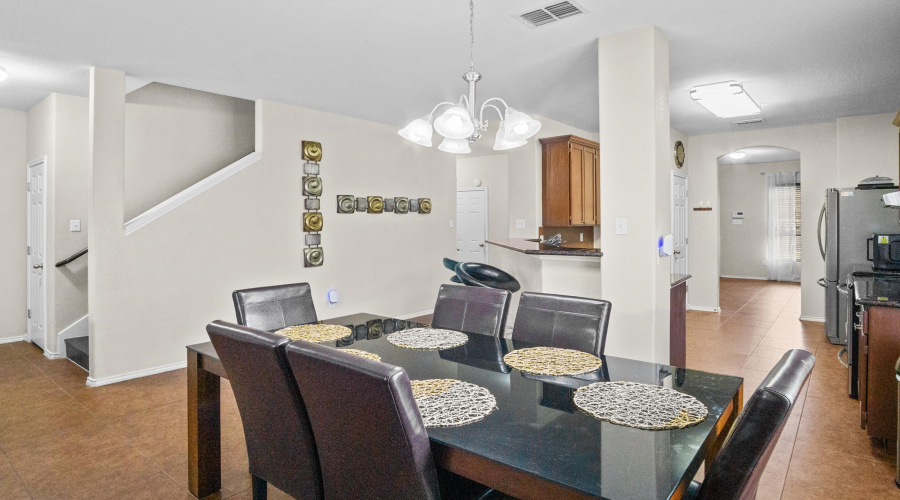 3204 Quintero St, Laredo, Texas 78045, 4 Bedrooms Bedrooms, 9 Rooms Rooms,2 BathroomsBathrooms,Residential,For Sale,3204 Quintero St,20260565