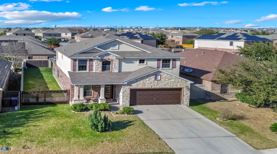 3204 Quintero St, Laredo, Texas 78045, 4 Bedrooms Bedrooms, 9 Rooms Rooms,2 BathroomsBathrooms,Residential,For Sale,3204 Quintero St,20260565