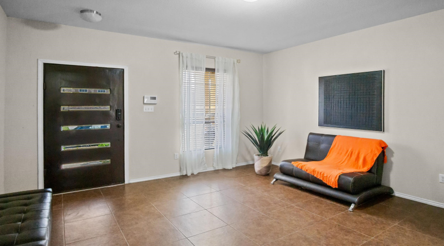 3204 Quintero St, Laredo, Texas 78045, 4 Bedrooms Bedrooms, 9 Rooms Rooms,2 BathroomsBathrooms,Residential,For Sale,3204 Quintero St,20260565