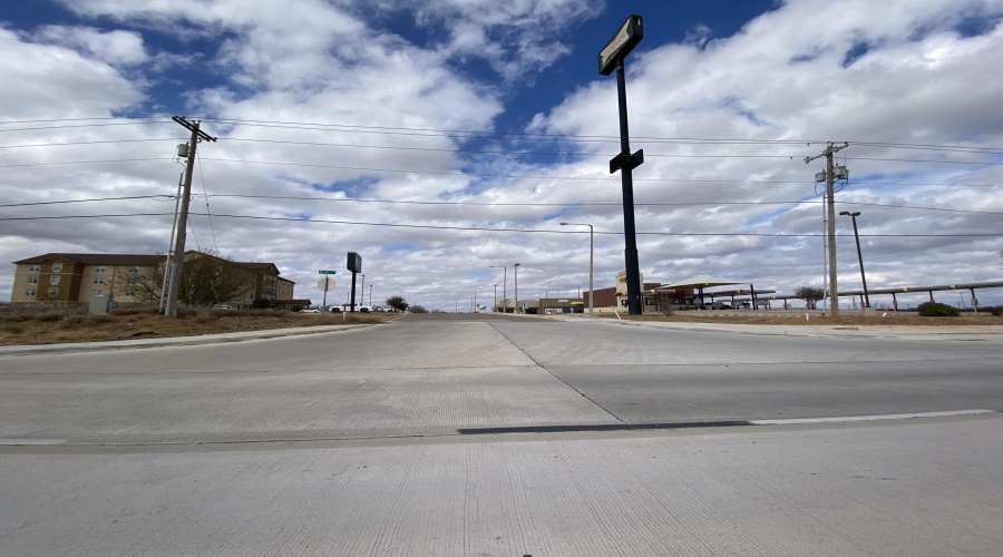 05 IH-35 Access Rd, Cotulla, Texas 78014, ,Land,For Sale,05 IH-35 Access Rd,20260572