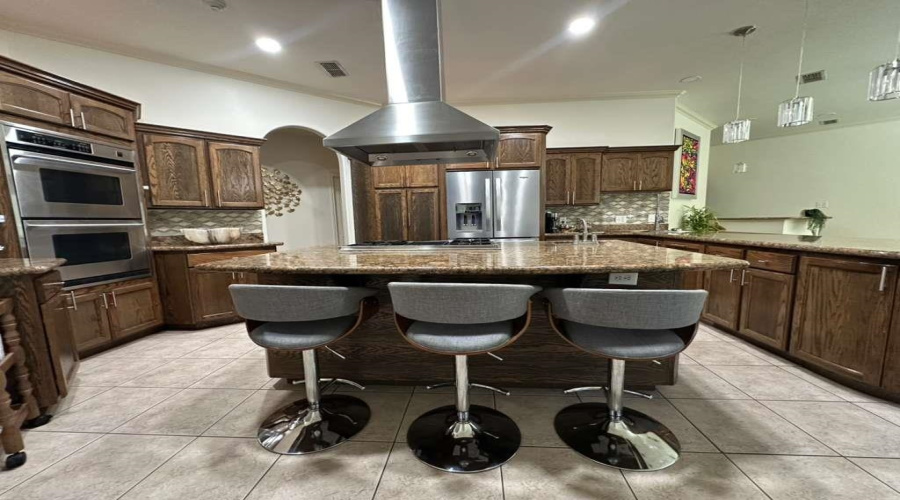 102 Cardinal Ln, Laredo, Texas 78045, 3 Bedrooms Bedrooms, 8 Rooms Rooms,2 BathroomsBathrooms,Residential,For Rent,102 Cardinal Ln,20260568