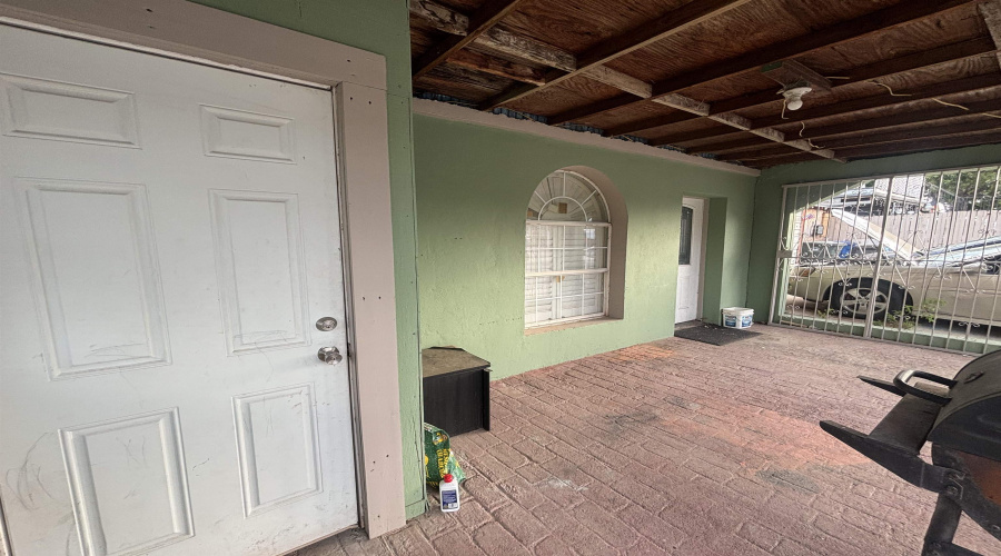 717 1/2 O'Kane St., Laredo, Texas 78040, 3 Bedrooms Bedrooms, 7 Rooms Rooms,2 BathroomsBathrooms,Residential,For Rent,717 1/2 O'Kane St.,20260579