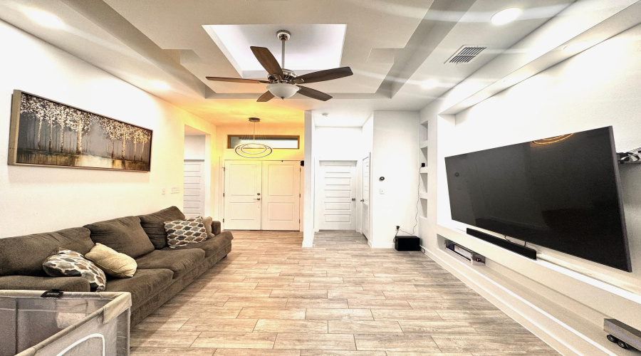 5515 Eva Ct., LAREDO, Texas 78046, 3 Bedrooms Bedrooms, 5 Rooms Rooms,2 BathroomsBathrooms,Residential,For Sale,5515 Eva Ct.,20260591