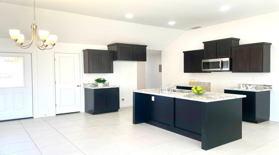 5429 Encanto Dr., LAREDO, Texas 78046, 4 Bedrooms Bedrooms, 6 Rooms Rooms,2 BathroomsBathrooms,Residential,For Rent,5429 Encanto Dr.,20260592