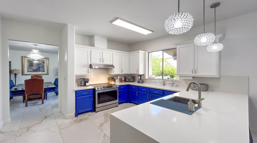 7213 Lake Victoria Rd, Laredo, Texas 78041, 4 Bedrooms Bedrooms, 7 Rooms Rooms,2 BathroomsBathrooms,Residential,For Sale,7213 Lake Victoria Rd,20260594