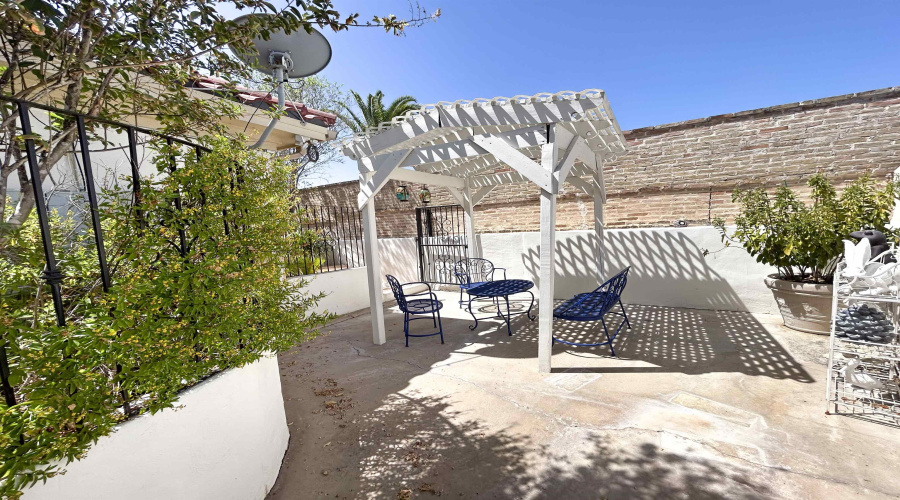 7213 Lake Victoria Rd, Laredo, Texas 78041, 4 Bedrooms Bedrooms, 7 Rooms Rooms,2 BathroomsBathrooms,Residential,For Sale,7213 Lake Victoria Rd,20260594