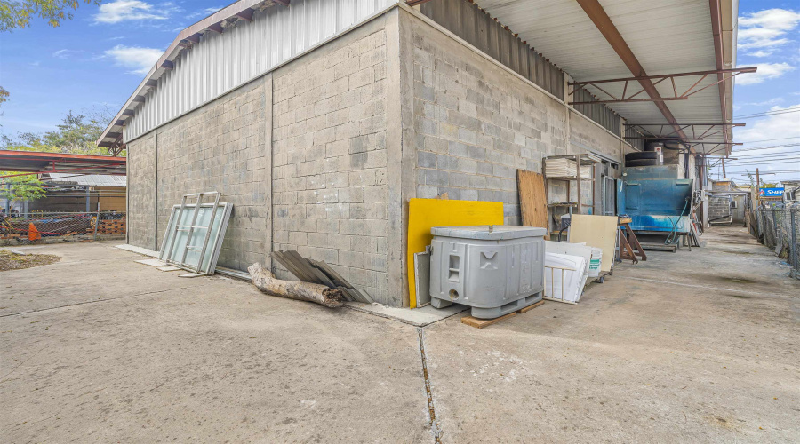 1717 San Bernardo Ave, Laredo, Texas 78040, ,3 BathroomsBathrooms,Commercial retail/office,For Sale,1717 San Bernardo Ave,20260610