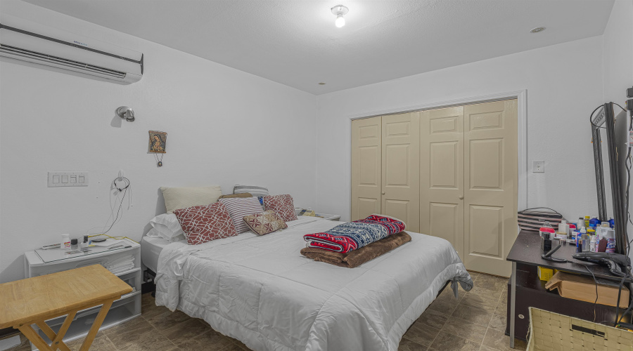 1717 San Bernardo Ave, Laredo, Texas 78040, ,3 BathroomsBathrooms,Commercial retail/office,For Sale,1717 San Bernardo Ave,20260610