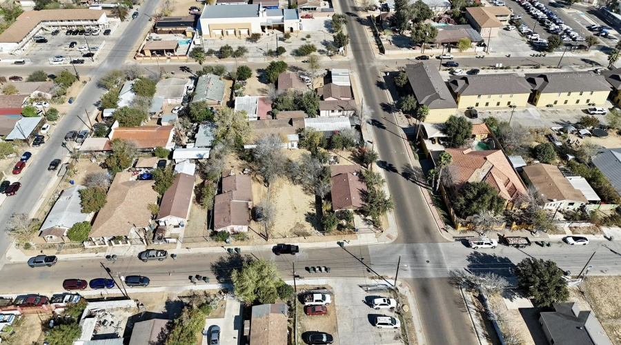 2818 Norton St, Laredo, Texas 78046, ,Land,For Sale,2818 Norton St,20260611