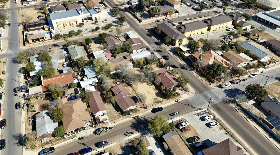 2818 Norton St, Laredo, Texas 78046, ,Land,For Sale,2818 Norton St,20260611