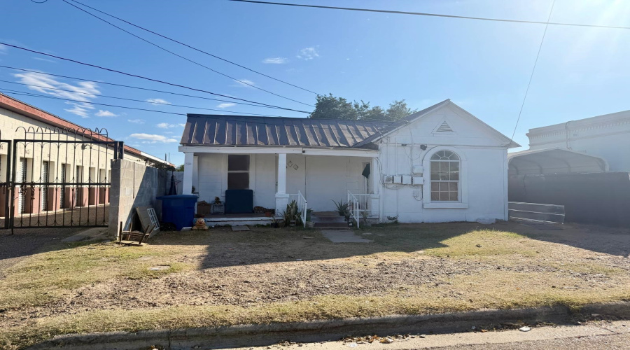 515 Rosario St, Laredo, Texas 78040, ,Multi-family,For Sale,515 Rosario St,20260596