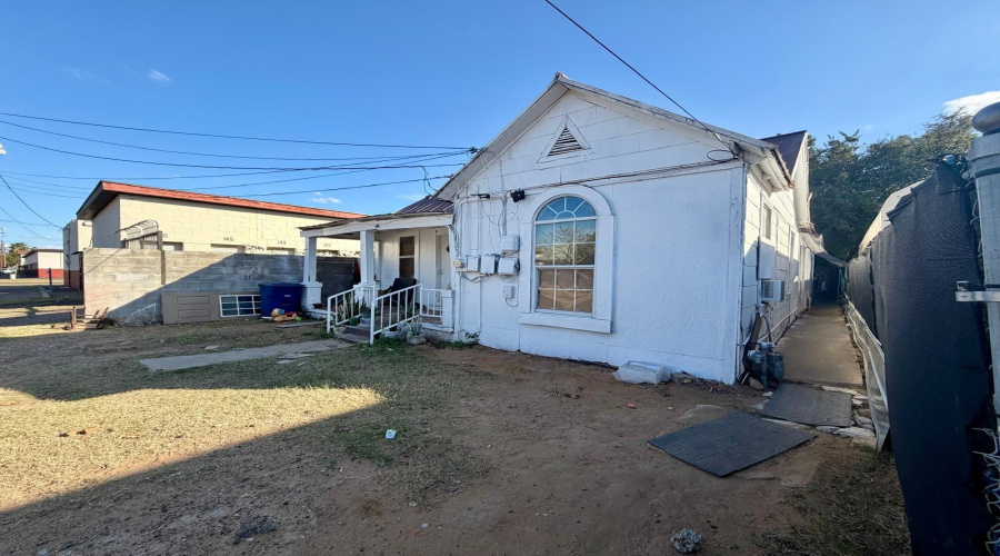 515 Rosario St, Laredo, Texas 78040, ,Multi-family,For Sale,515 Rosario St,20260596