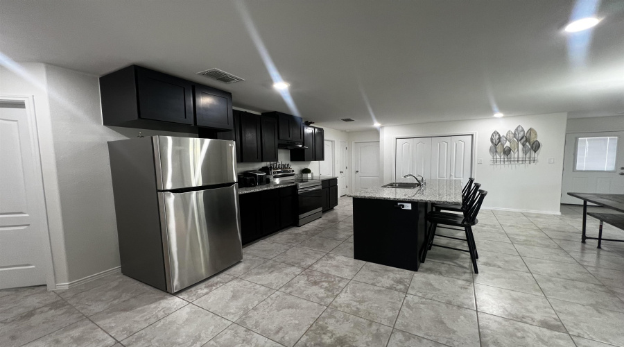 1810 Brownwood St., LAREDO, Texas 78046, 4 Bedrooms Bedrooms, 6 Rooms Rooms,2 BathroomsBathrooms,Residential,For Sale,1810 Brownwood St.,20260606