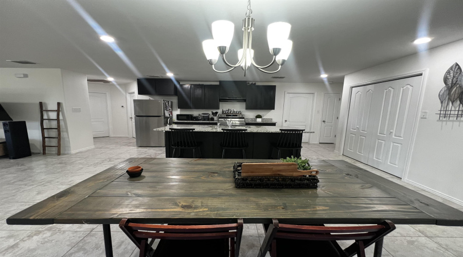 1810 Brownwood St., LAREDO, Texas 78046, 4 Bedrooms Bedrooms, 6 Rooms Rooms,2 BathroomsBathrooms,Residential,For Sale,1810 Brownwood St.,20260606