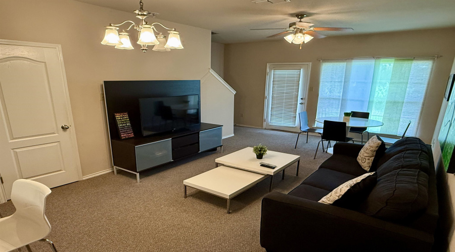 2619 San Isidro Pkwy, Laredo, Texas 78045, 2 Bedrooms Bedrooms, 4 Rooms Rooms,1 BathroomBathrooms,Residential,For Rent,2619 San Isidro Pkwy,20260597