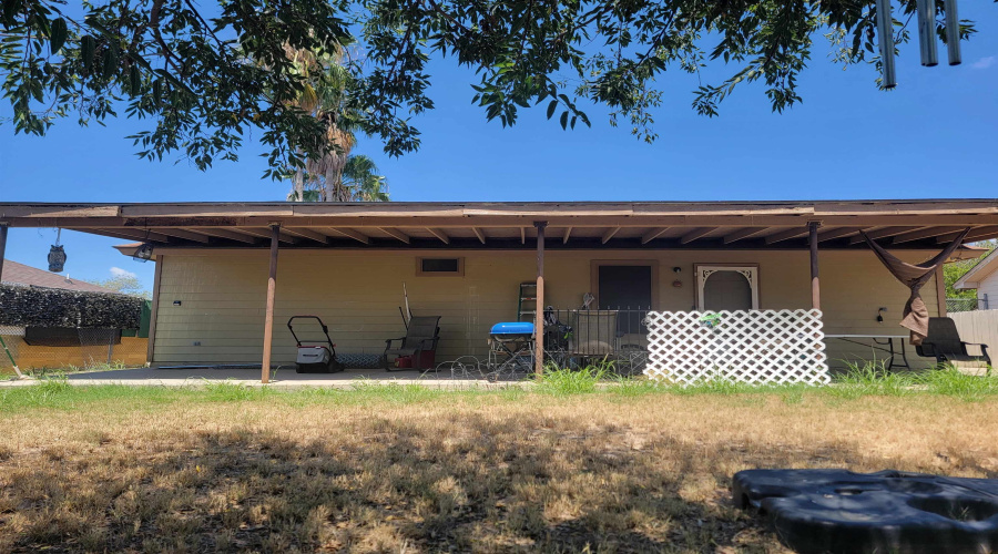 209 Corral Dr, Laredo, Texas 78045, 3 Bedrooms Bedrooms, 5 Rooms Rooms,2 BathroomsBathrooms,Residential,For Sale,209 Corral Dr,20260598