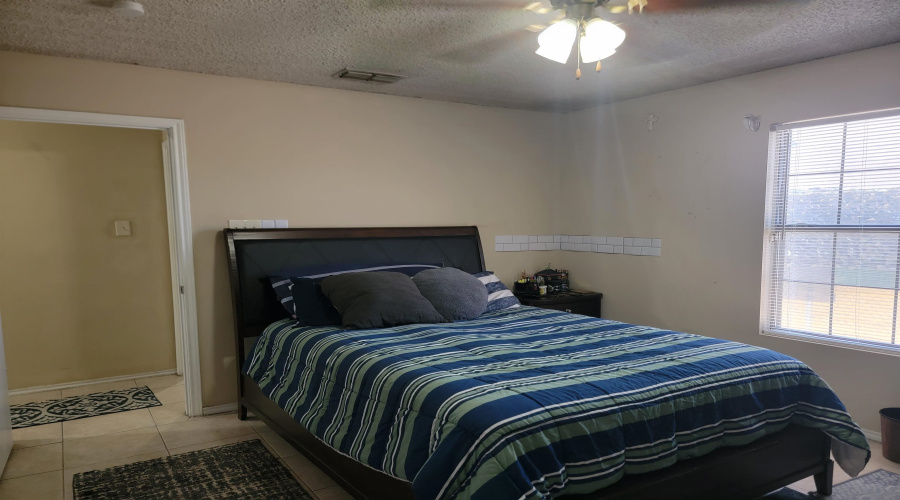 209 Corral Dr, Laredo, Texas 78045, 3 Bedrooms Bedrooms, 5 Rooms Rooms,2 BathroomsBathrooms,Residential,For Sale,209 Corral Dr,20260598