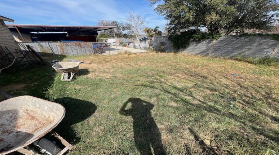 148 Kennedy Lp, Laredo, Texas 78046, 4 Bedrooms Bedrooms, 6 Rooms Rooms,2 BathroomsBathrooms,Residential,For Rent,148 Kennedy Lp,20260600