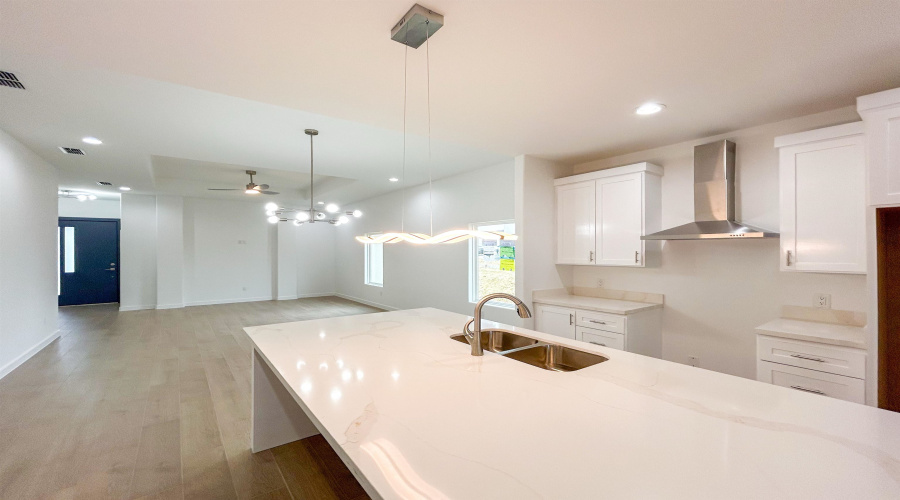 1719 Cordova Dr., Laredo, Texas 78046, 3 Bedrooms Bedrooms, 4 Rooms Rooms,2 BathroomsBathrooms,Residential,For Sale,1719 Cordova Dr.,20260601