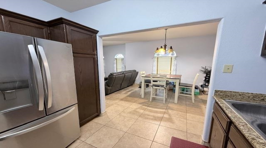 10706 International Blvd, LAREDO, Texas 78045, 2 Bedrooms Bedrooms, 4 Rooms Rooms,2 BathroomsBathrooms,Residential,For Sale,10706 International Blvd,20260623