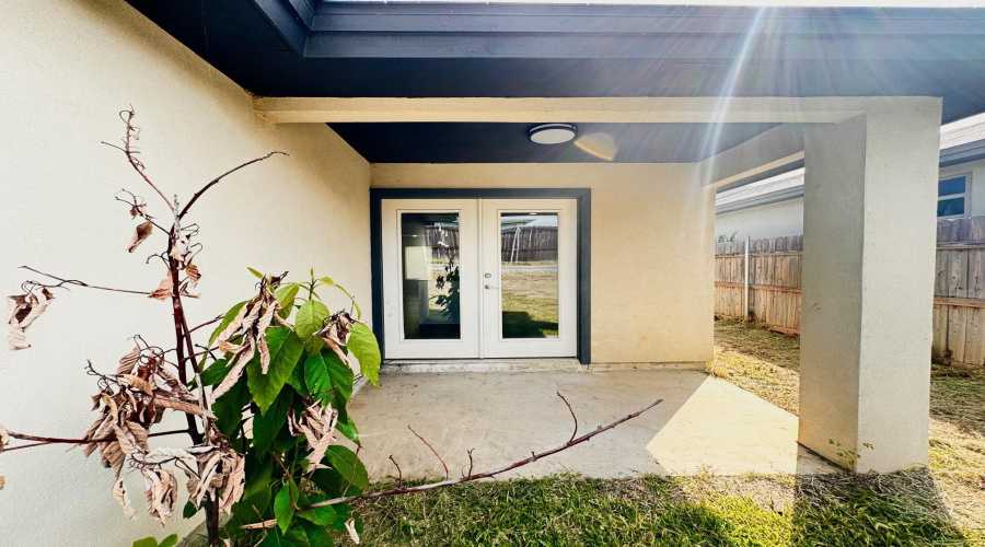 1009 La Muralla St, LAREDO, Texas 78046, 4 Bedrooms Bedrooms, 6 Rooms Rooms,2 BathroomsBathrooms,Residential,For Rent,1009 La Muralla St,20260629