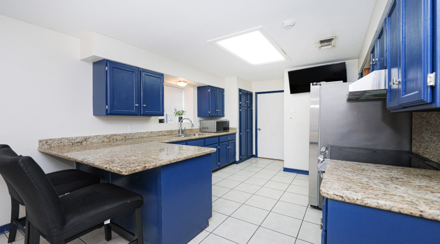 8812 Shama Cir, Laredo, Texas 78045, 4 Bedrooms Bedrooms, 7 Rooms Rooms,2 BathroomsBathrooms,Residential,For Sale,8812 Shama Cir,20260632