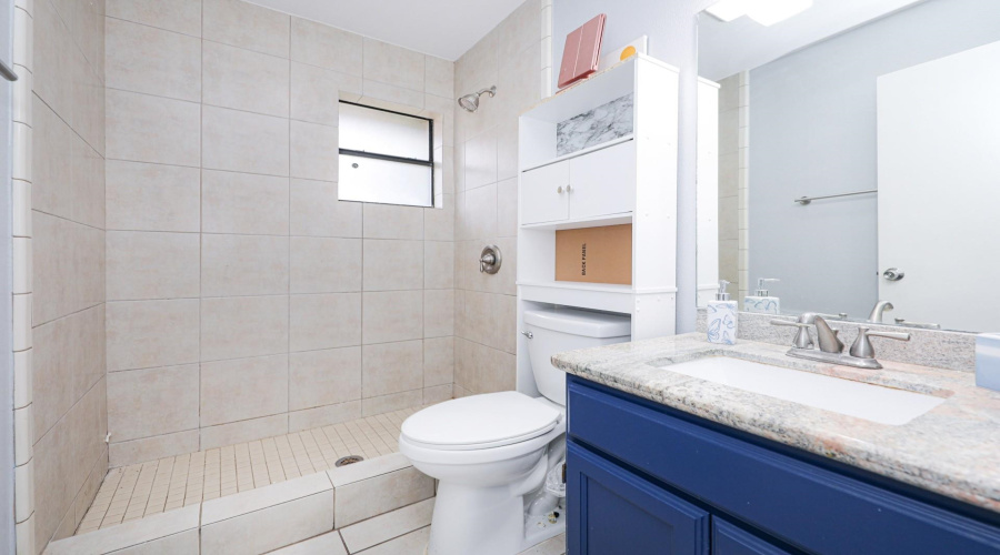 8812 Shama Cir, Laredo, Texas 78045, 4 Bedrooms Bedrooms, 7 Rooms Rooms,2 BathroomsBathrooms,Residential,For Sale,8812 Shama Cir,20260632