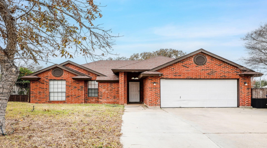 8812 Shama Cir, Laredo, Texas 78045, 4 Bedrooms Bedrooms, 7 Rooms Rooms,2 BathroomsBathrooms,Residential,For Sale,8812 Shama Cir,20260632