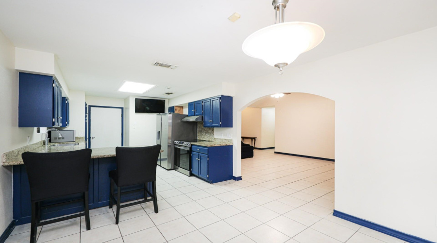 8812 Shama Cir, Laredo, Texas 78045, 4 Bedrooms Bedrooms, 7 Rooms Rooms,2 BathroomsBathrooms,Residential,For Sale,8812 Shama Cir,20260632