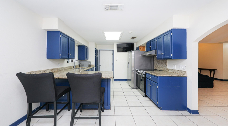 8812 Shama Cir, Laredo, Texas 78045, 4 Bedrooms Bedrooms, 7 Rooms Rooms,2 BathroomsBathrooms,Residential,For Sale,8812 Shama Cir,20260632