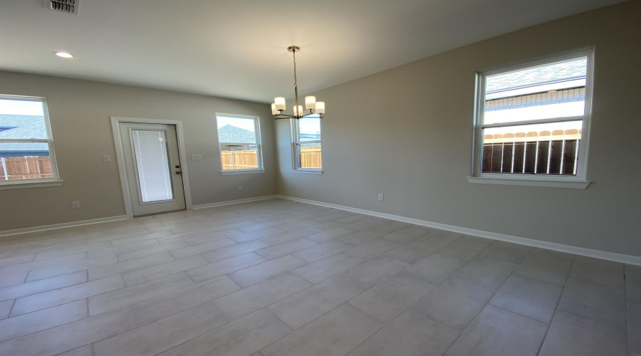 1426 Key Deer Dr., LAREDO, Texas 78045, 4 Bedrooms Bedrooms, 7 Rooms Rooms,2 BathroomsBathrooms,Residential,For Sale,1426 Key Deer Dr.,20260633