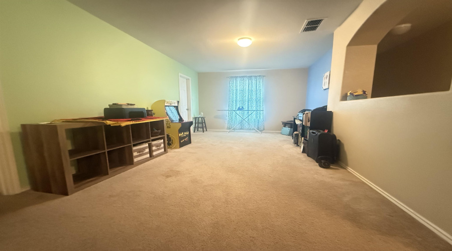 820 Rivera Way, Laredo, Texas 78043, 3 Bedrooms Bedrooms, 6 Rooms Rooms,2 BathroomsBathrooms,Residential,For Sale,820 Rivera Way,20260643