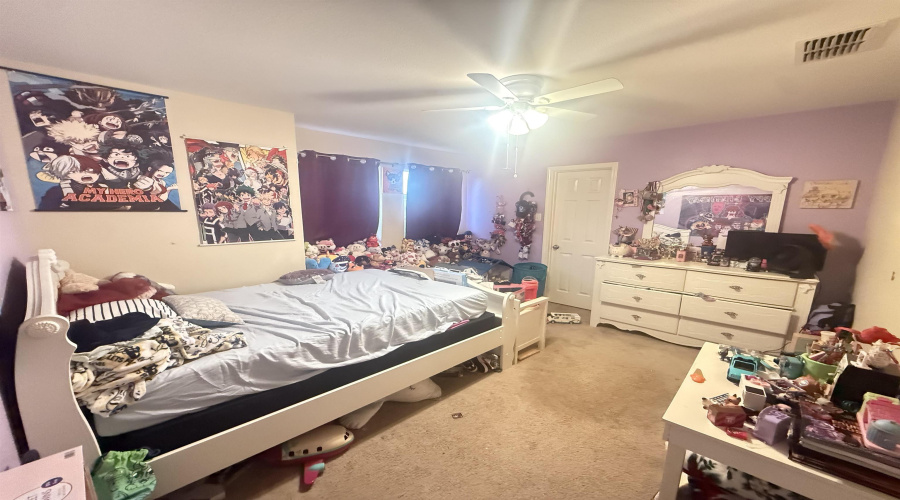 820 Rivera Way, Laredo, Texas 78043, 3 Bedrooms Bedrooms, 6 Rooms Rooms,2 BathroomsBathrooms,Residential,For Sale,820 Rivera Way,20260643