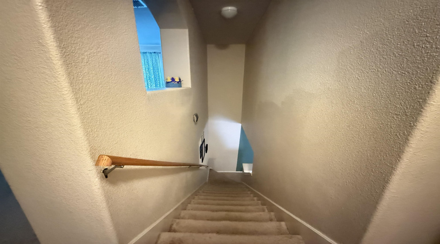 820 Rivera Way, Laredo, Texas 78043, 3 Bedrooms Bedrooms, 6 Rooms Rooms,2 BathroomsBathrooms,Residential,For Sale,820 Rivera Way,20260643