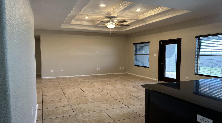 4011 Aidin St, LAREDO, Texas 78045, 3 Bedrooms Bedrooms, 6 Rooms Rooms,2 BathroomsBathrooms,Residential,For Rent,4011 Aidin St,20260644