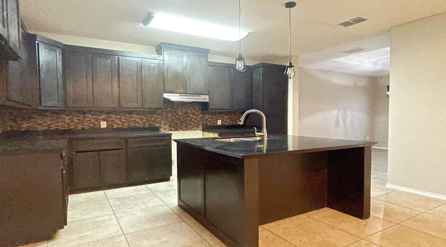 4011 Aidin St, LAREDO, Texas 78045, 3 Bedrooms Bedrooms, 6 Rooms Rooms,2 BathroomsBathrooms,Residential,For Rent,4011 Aidin St,20260644