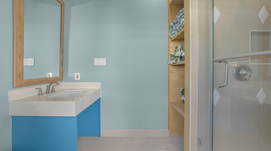 3302 Hagen Lp, Laredo, Texas 78045, 3 Bedrooms Bedrooms, 5 Rooms Rooms,2 BathroomsBathrooms,Residential,For Sale,3302 Hagen Lp,20260645