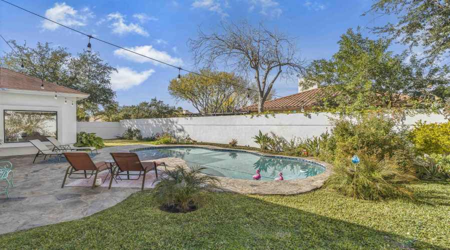 3302 Hagen Lp, Laredo, Texas 78045, 3 Bedrooms Bedrooms, 5 Rooms Rooms,2 BathroomsBathrooms,Residential,For Sale,3302 Hagen Lp,20260645