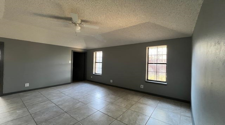 8707 Puerto Belo, LAREDO, Texas 78045, 3 Bedrooms Bedrooms, 5 Rooms Rooms,2 BathroomsBathrooms,Residential,For Rent,8707 Puerto Belo,20260647