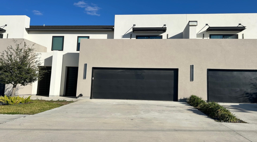 6317 Krone Ln, LAREDO, Texas 78041, 3 Bedrooms Bedrooms, 7 Rooms Rooms,2 BathroomsBathrooms,Residential,For Rent,6317 Krone Ln,20260648