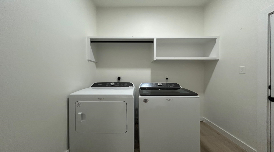 6317 Krone Ln, LAREDO, Texas 78041, 3 Bedrooms Bedrooms, 7 Rooms Rooms,2 BathroomsBathrooms,Residential,For Rent,6317 Krone Ln,20260648