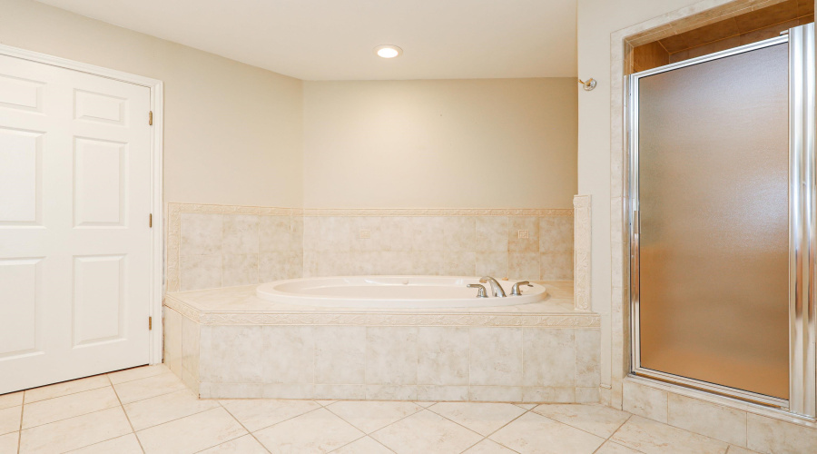 7205 Lake Victoria Rd, Laredo, Texas 78401-1966, 3 Bedrooms Bedrooms, 6 Rooms Rooms,2 BathroomsBathrooms,Residential,For Sale,7205 Lake Victoria Rd,20260650