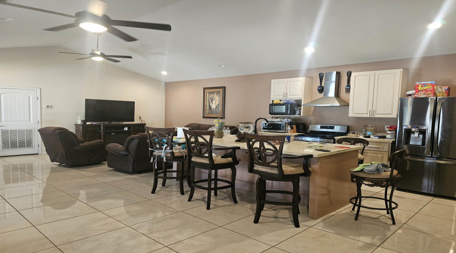 2620 Hendricks Ave, Laredo, Texas 78040, 2 Bedrooms Bedrooms, 3 Rooms Rooms,2 BathroomsBathrooms,Residential,For Sale,2620 Hendricks Ave,20260651