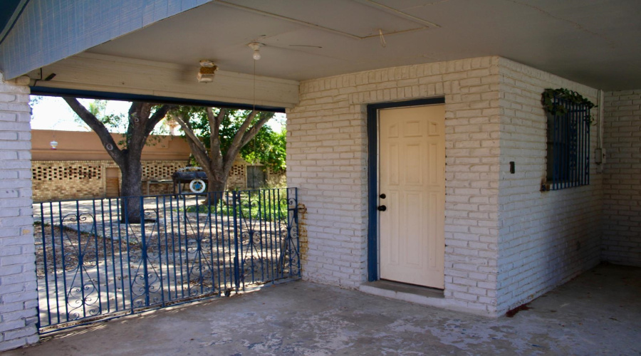 222 Century Blvd, Laredo, Texas 78046, 3 Bedrooms Bedrooms, 7 Rooms Rooms,2 BathroomsBathrooms,Residential,For Sale,222 Century Blvd,20260652